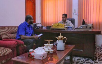 مؤسسة البر للتنمية الاجتماعية وغرفة تجارة وصناعة وادي حضرموت تبحثان آفاق التعاون المشترك